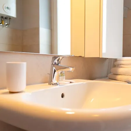 I Paolini By Happyhostorino Appartement Turin