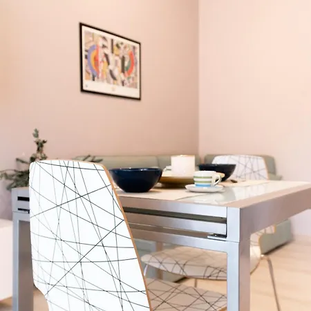 I Paolini By Happyhostorino Apartment Turin