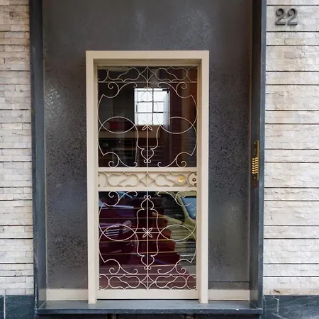 아파트 I Paolini By Happyhostorino